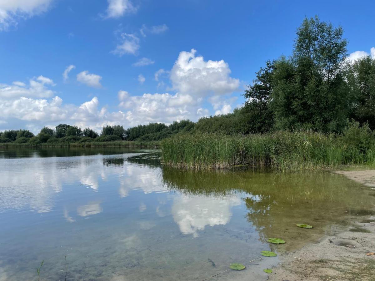Hohenbollentin Landhaus Mit Pool, Bungalow In Der Natur מראה חיצוני תמונה